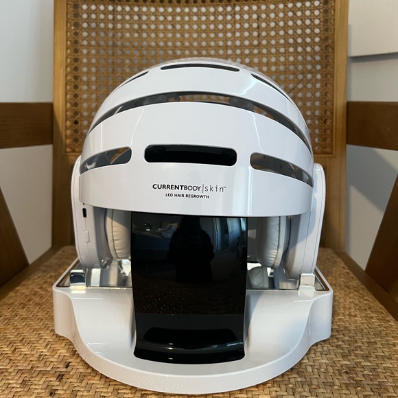 Current Body LED Hair Growth Helmet - Picture 2 of 8